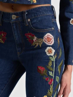 Alice and Olivia BEAUTIFUL EMBROIDERED JEAN