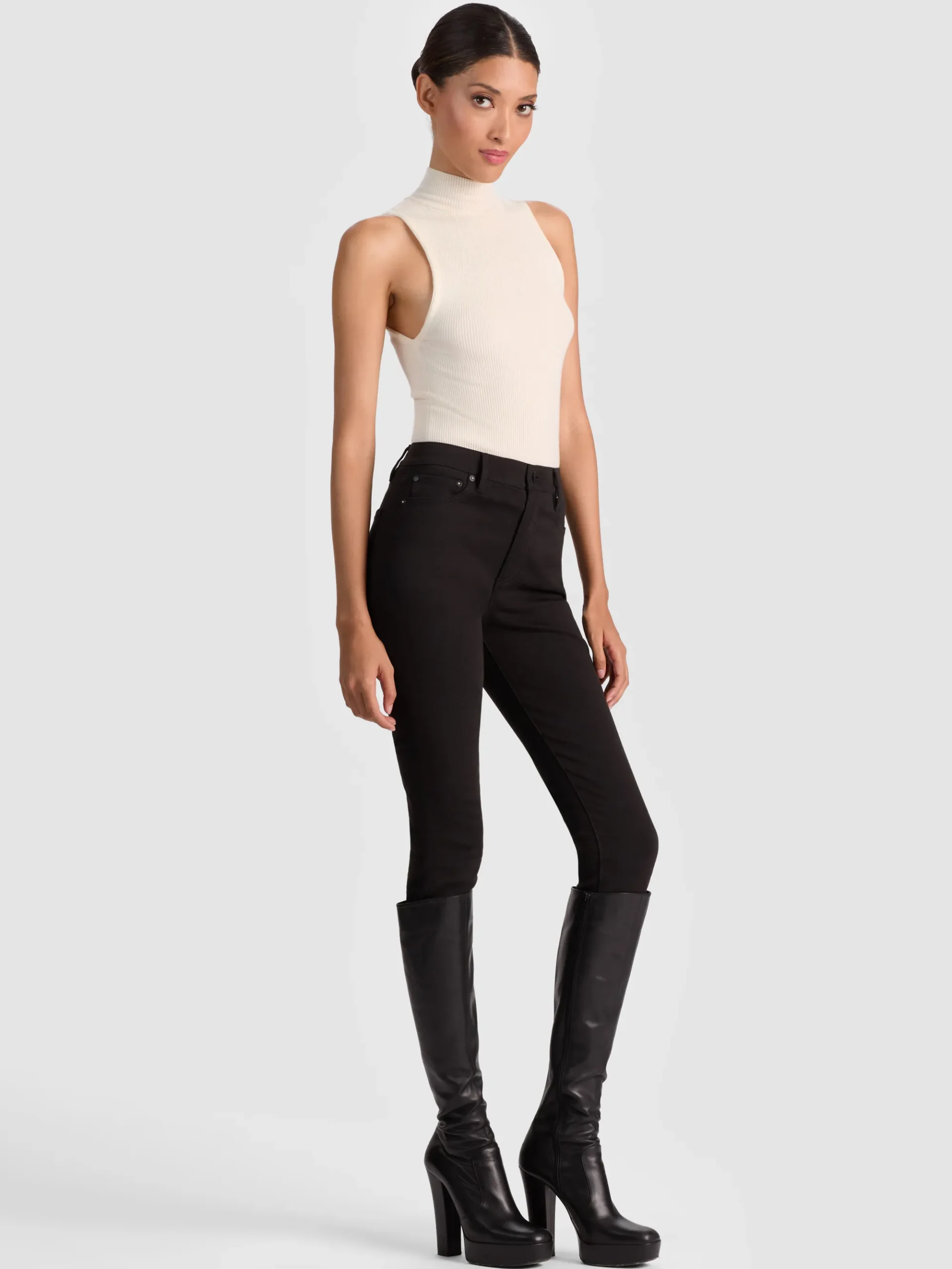 Alice and Olivia CUTE JEAN