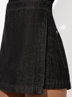 Alice and Olivia LAKELYN DENIM SKORT