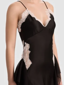 Alice and Olivia SHELBA RUFFLED GOWN